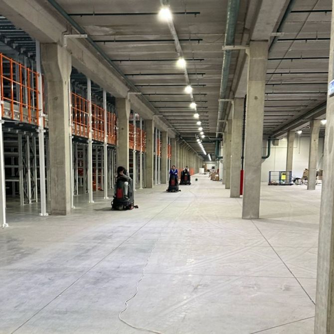 Уборка на складе